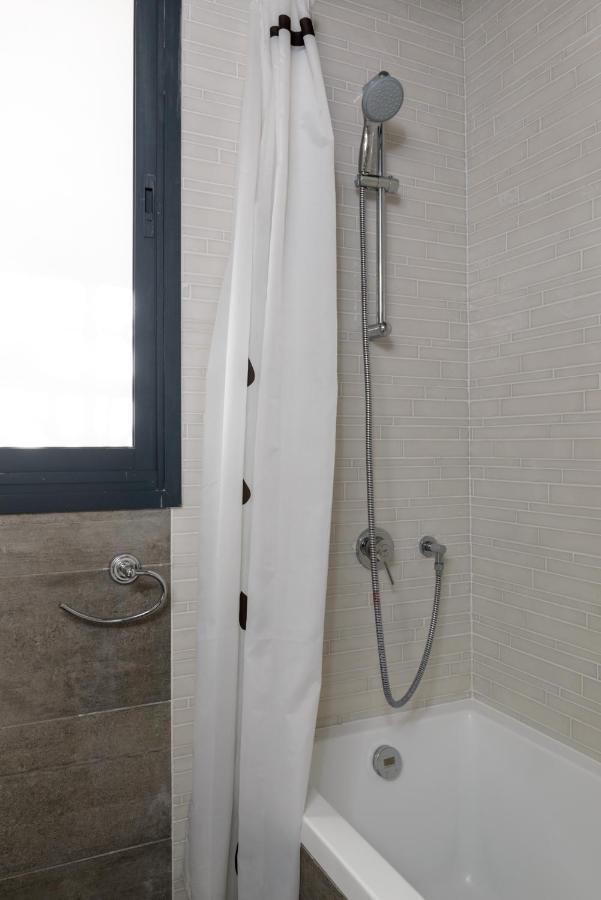 Bright & Modern 2Br With Balcony On Dizzengoff Apartamento Tel Aviv Exterior foto
