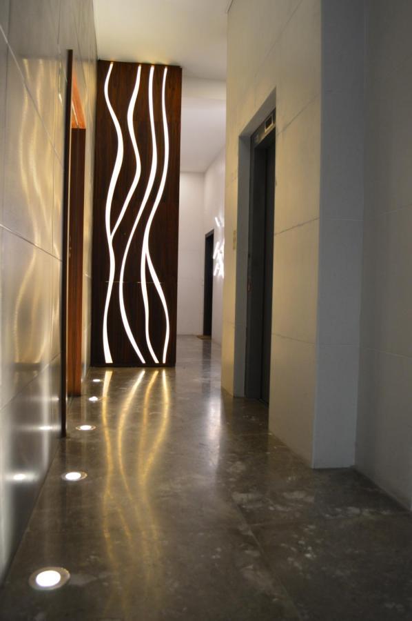 Bright & Modern 2Br With Balcony On Dizzengoff Apartamento Tel Aviv Exterior foto